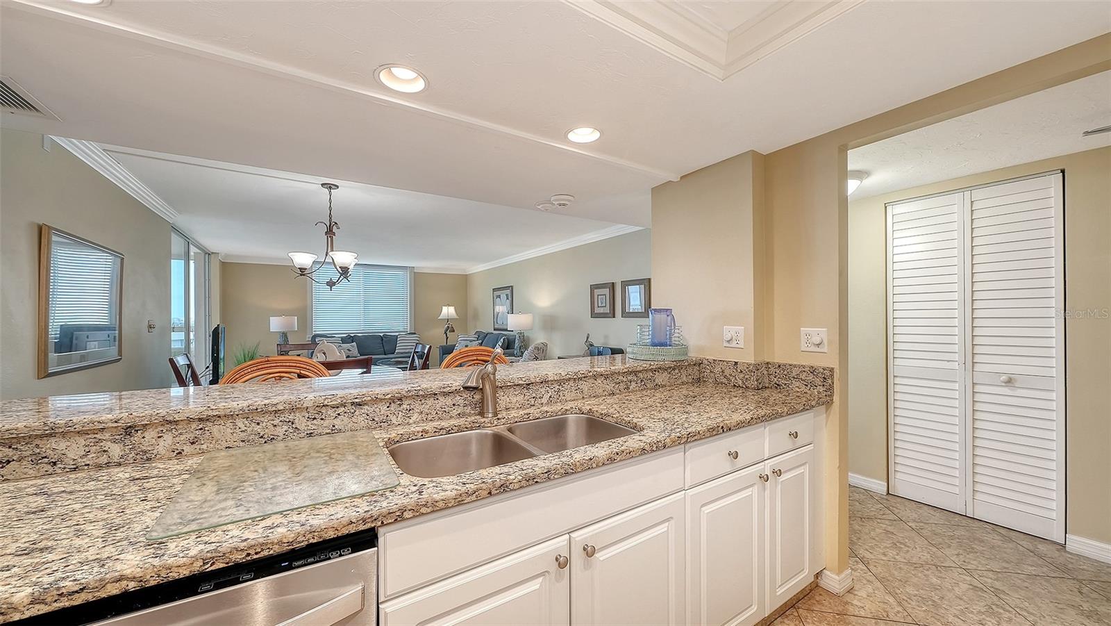 SARASOTA SURF & RACQUET - Residential