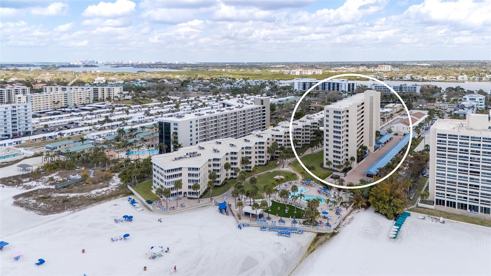 SARASOTA SURF & RACQUET - Residential