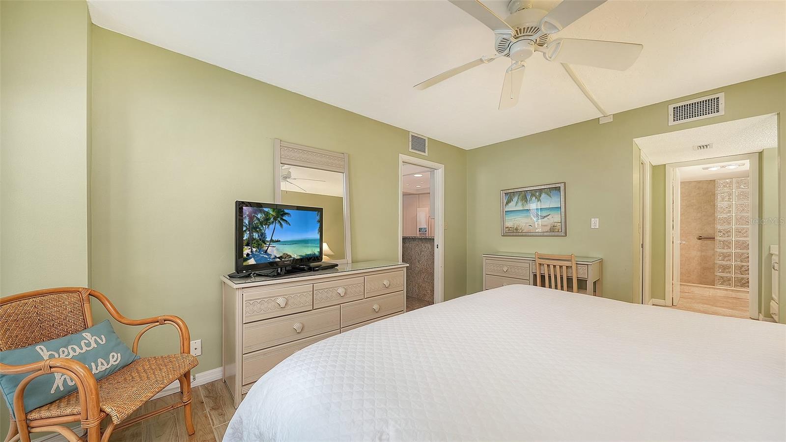 SARASOTA SURF & RACQUET - Residential