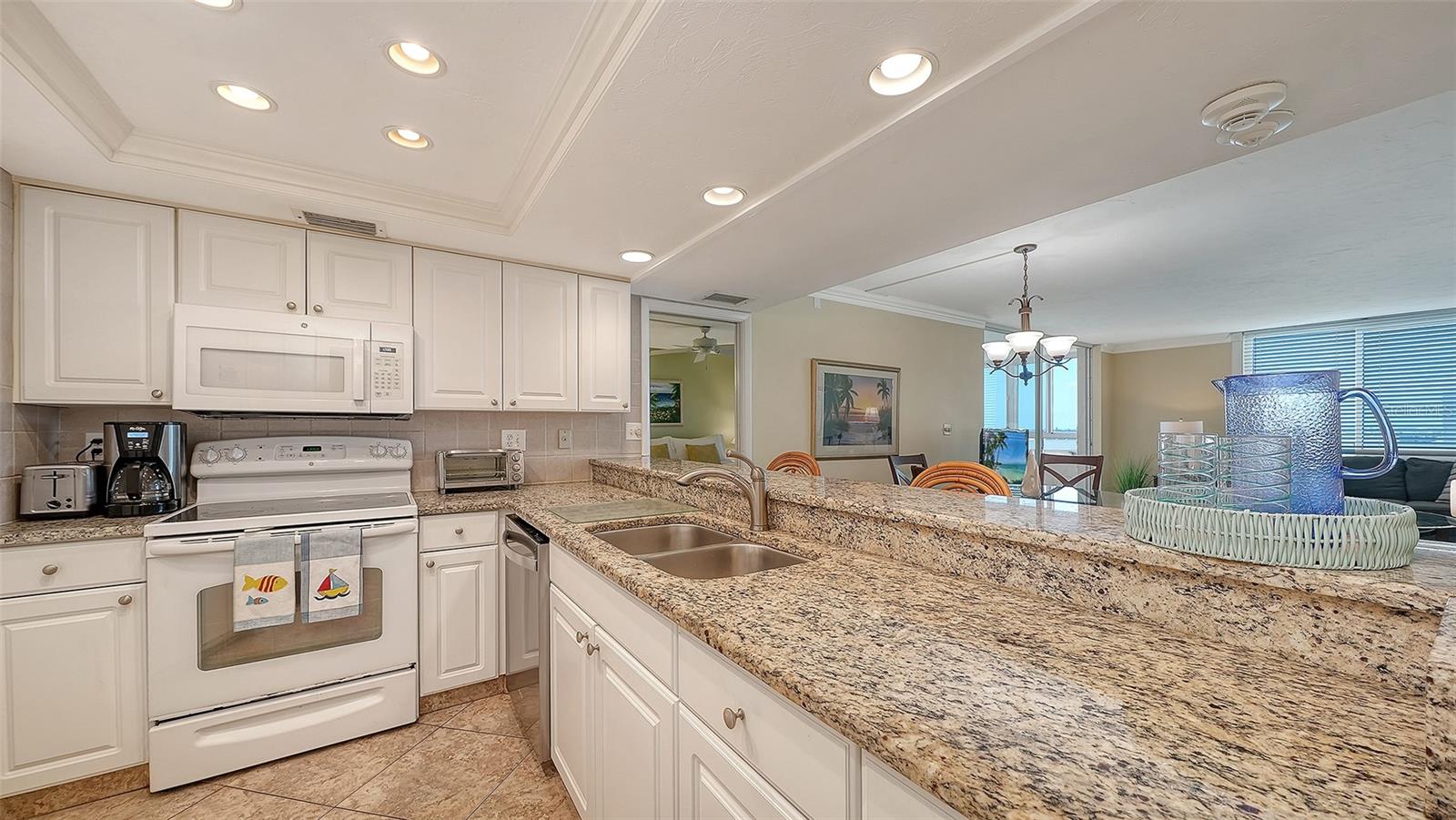 SARASOTA SURF & RACQUET - Residential