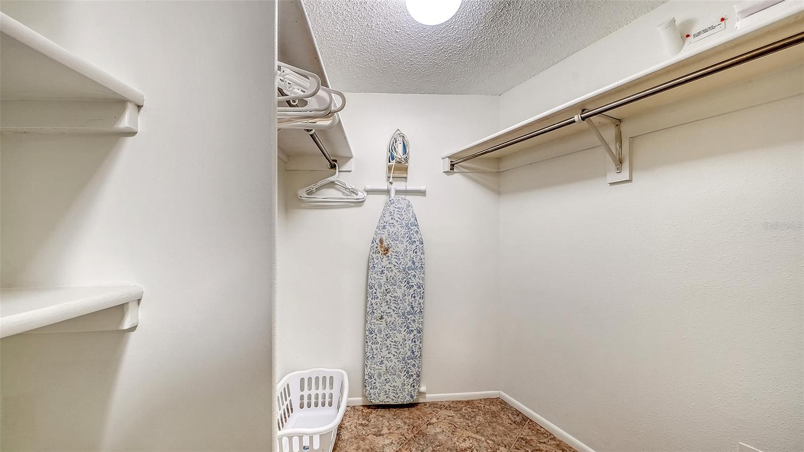 SARASOTA SURF & RACQUET - Residential