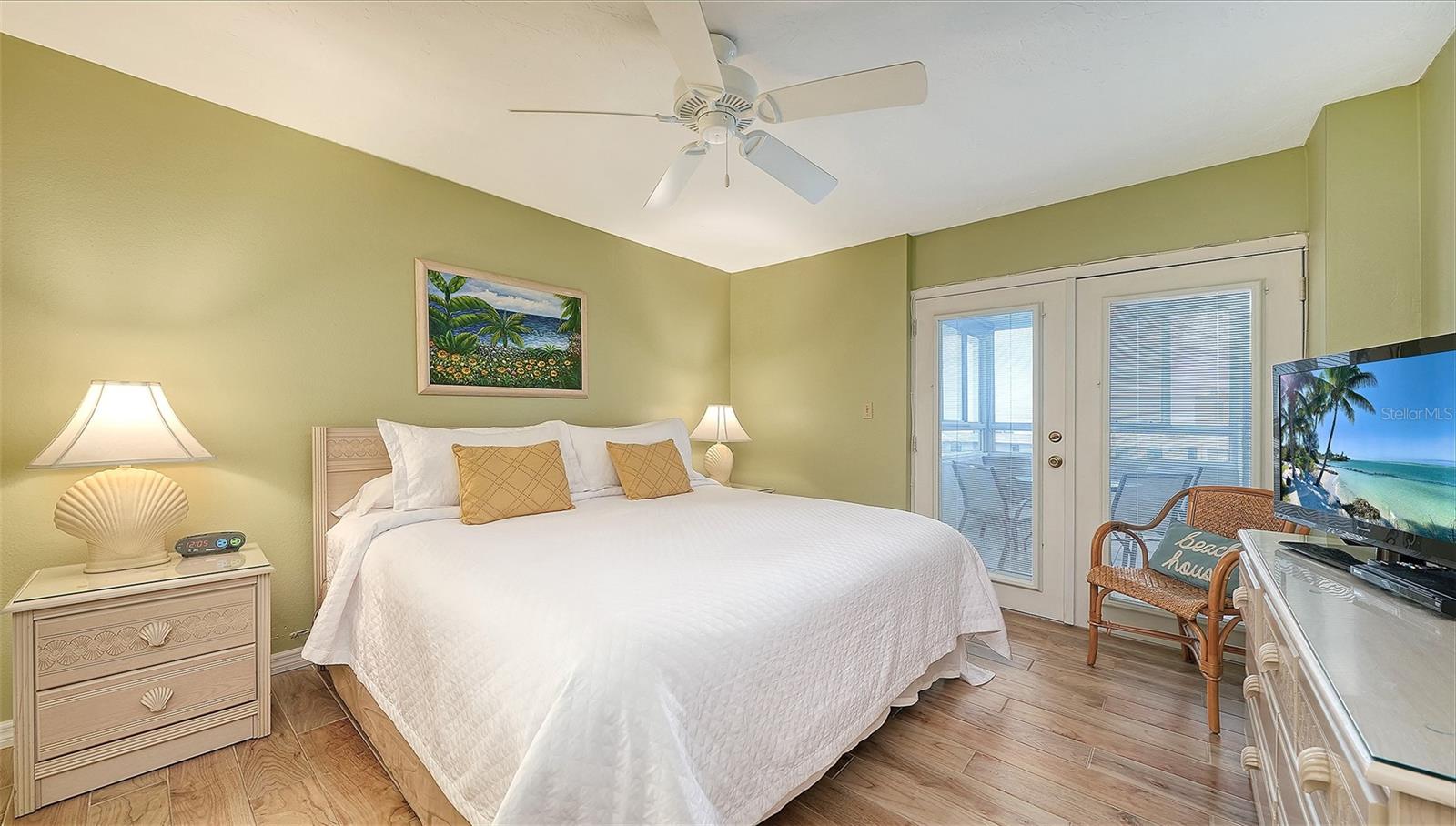 SARASOTA SURF & RACQUET - Residential