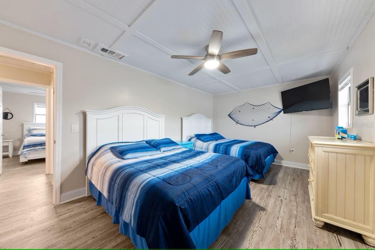 SEA SHELL OF INDIAN SHORES - Residential