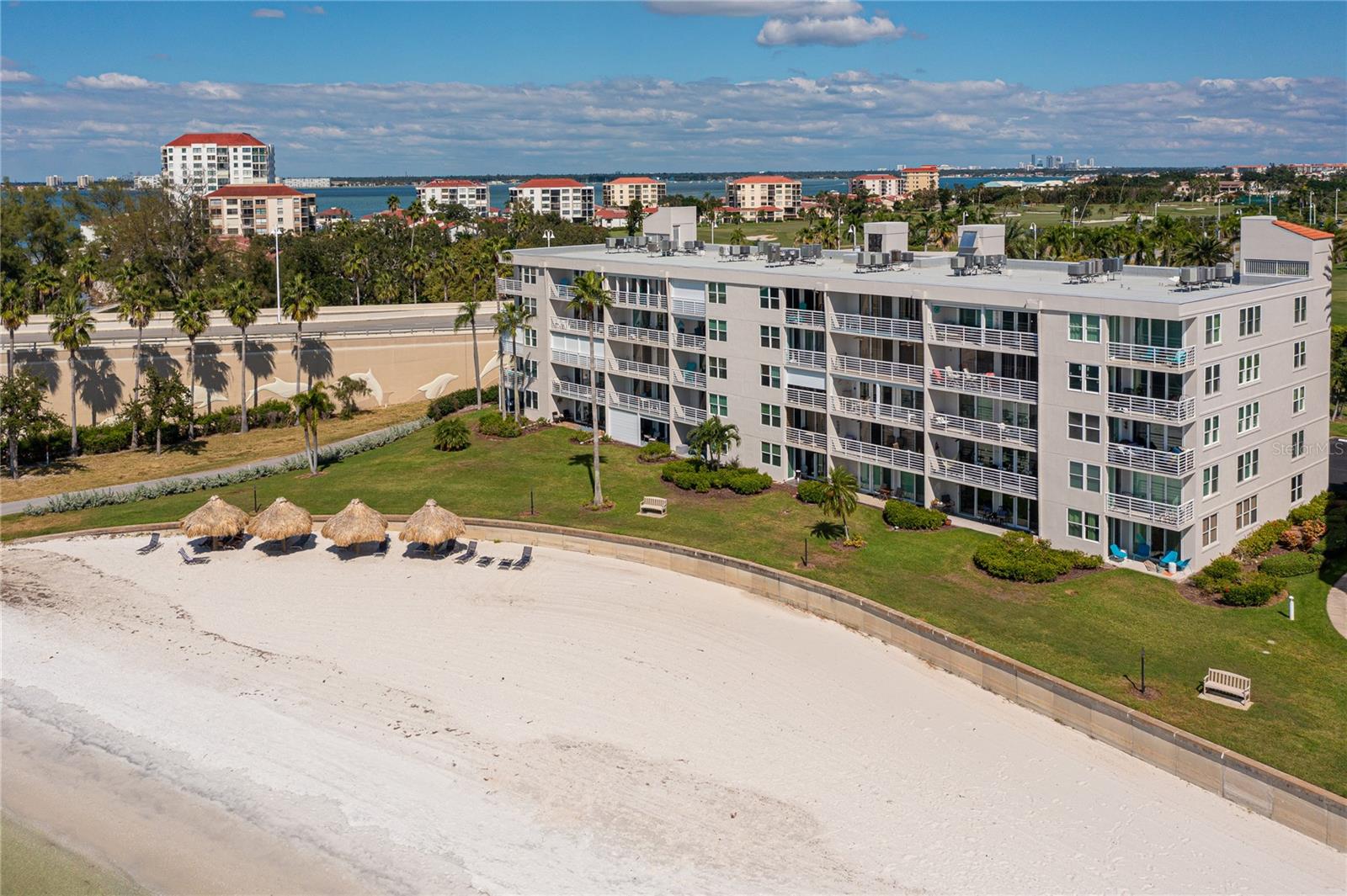 BAHIA VISTA - Residential