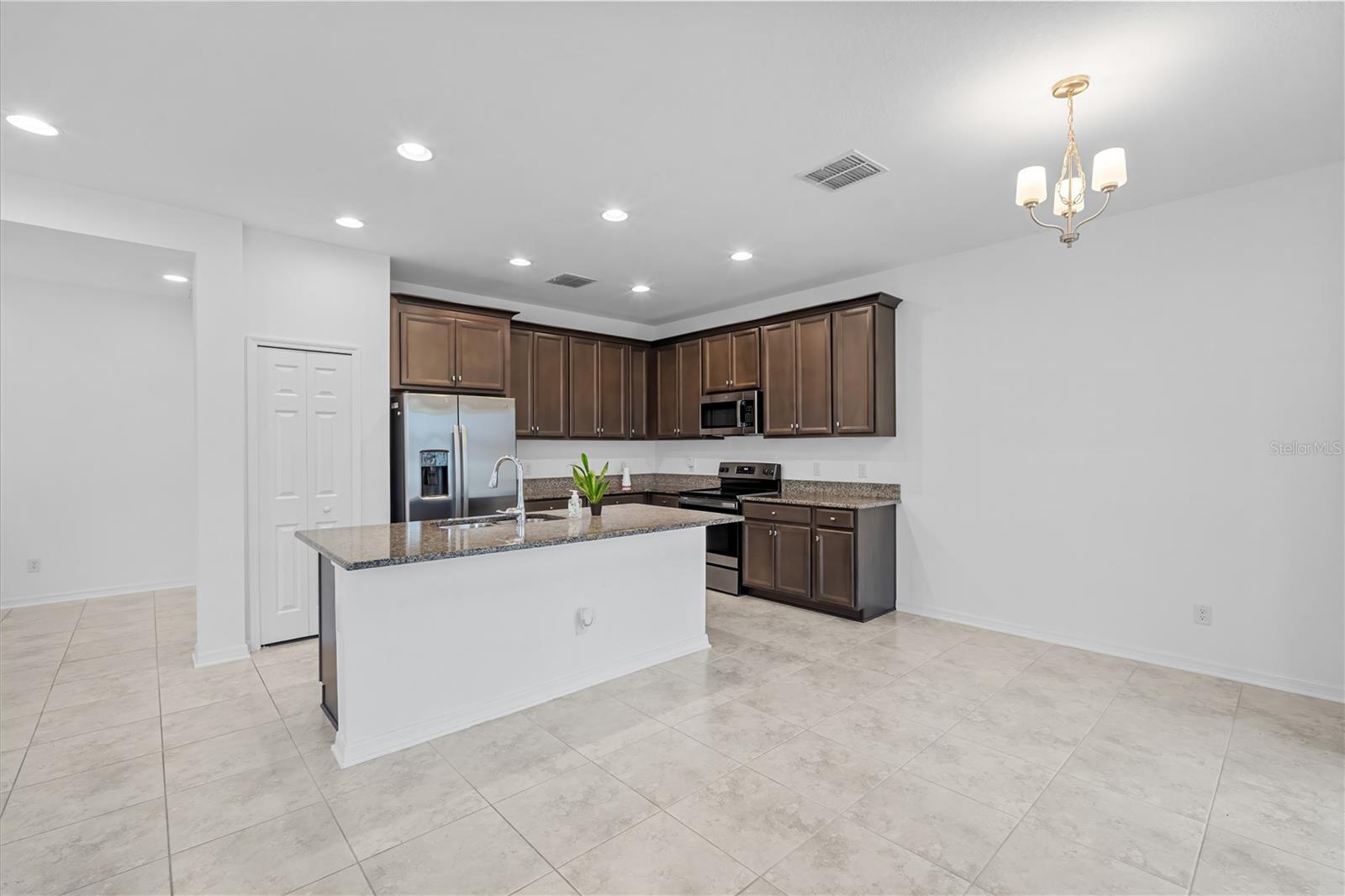 COBBLESTONE PH 1 - Residential Lease