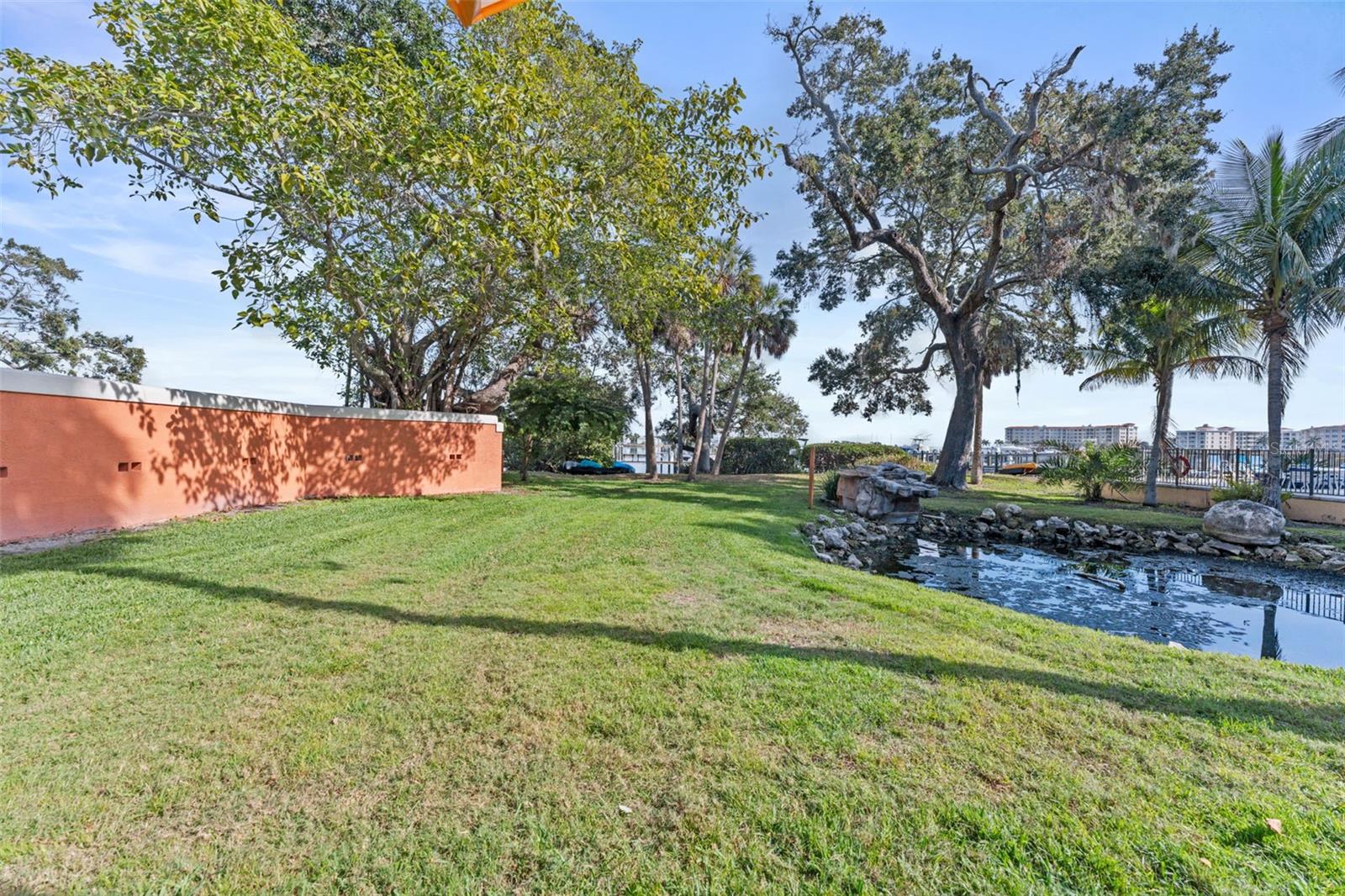 BANYAN BAY AT RUTLAND - Residential