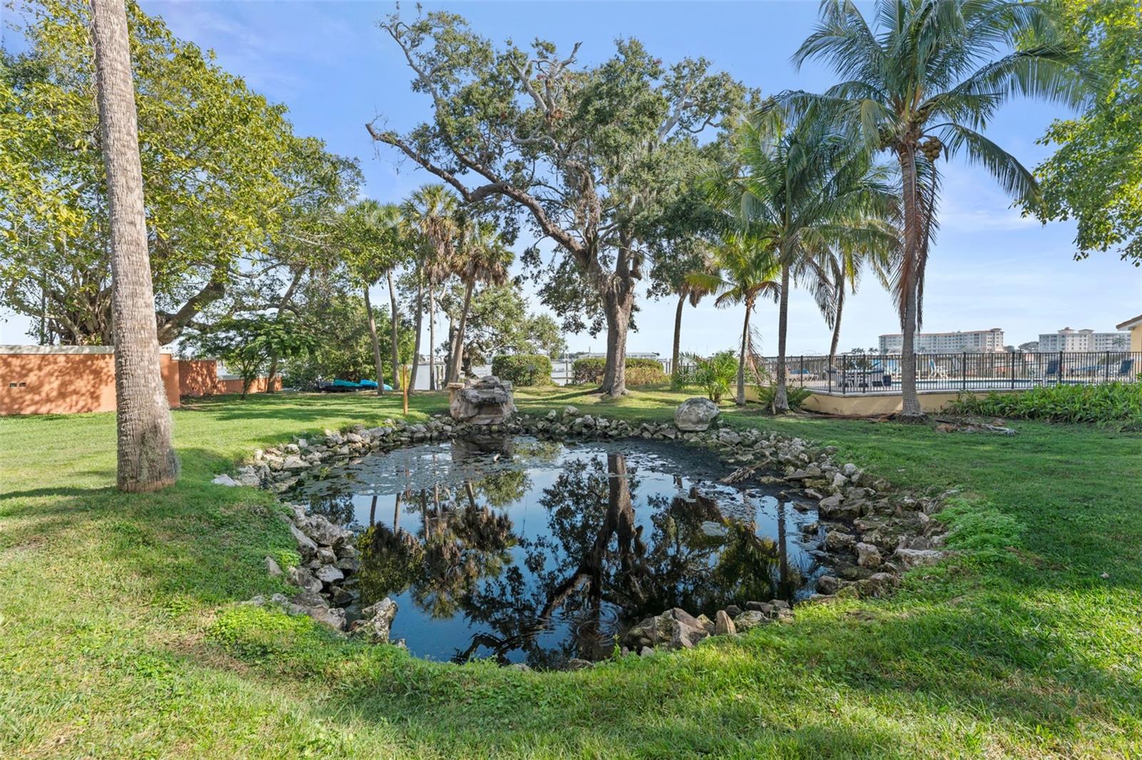 BANYAN BAY AT RUTLAND - Residential