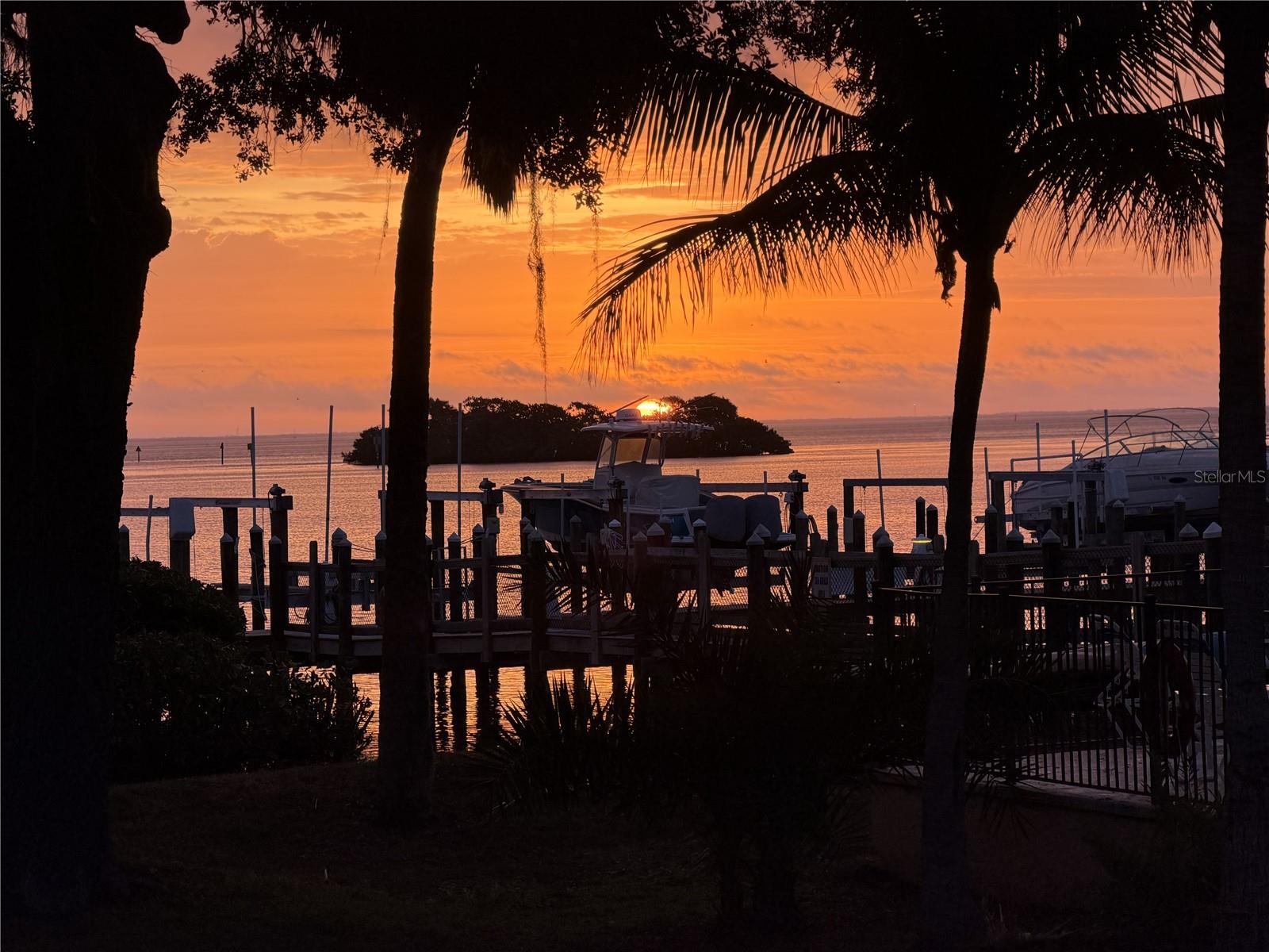 BANYAN BAY AT RUTLAND - Residential