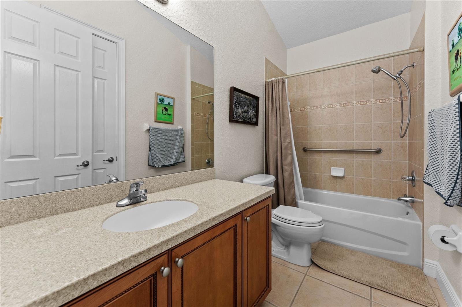 BANYAN BAY AT RUTLAND - Residential