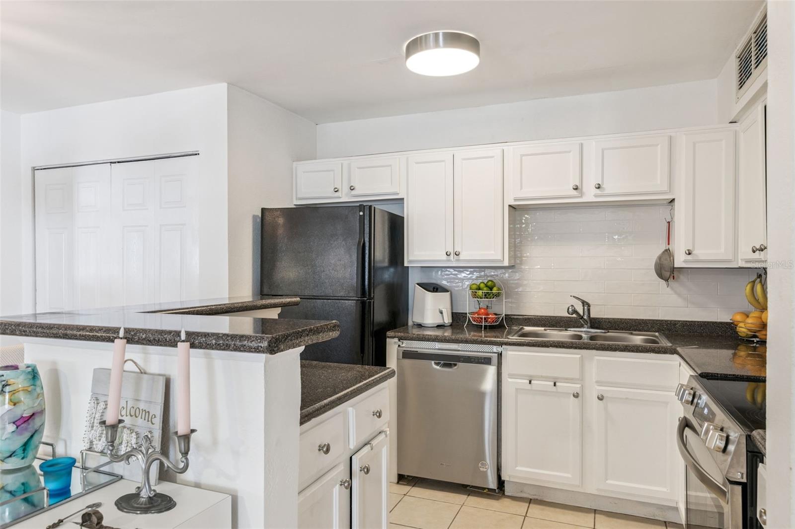 LAKEWOOD PARK A CONDO - Residential Lease