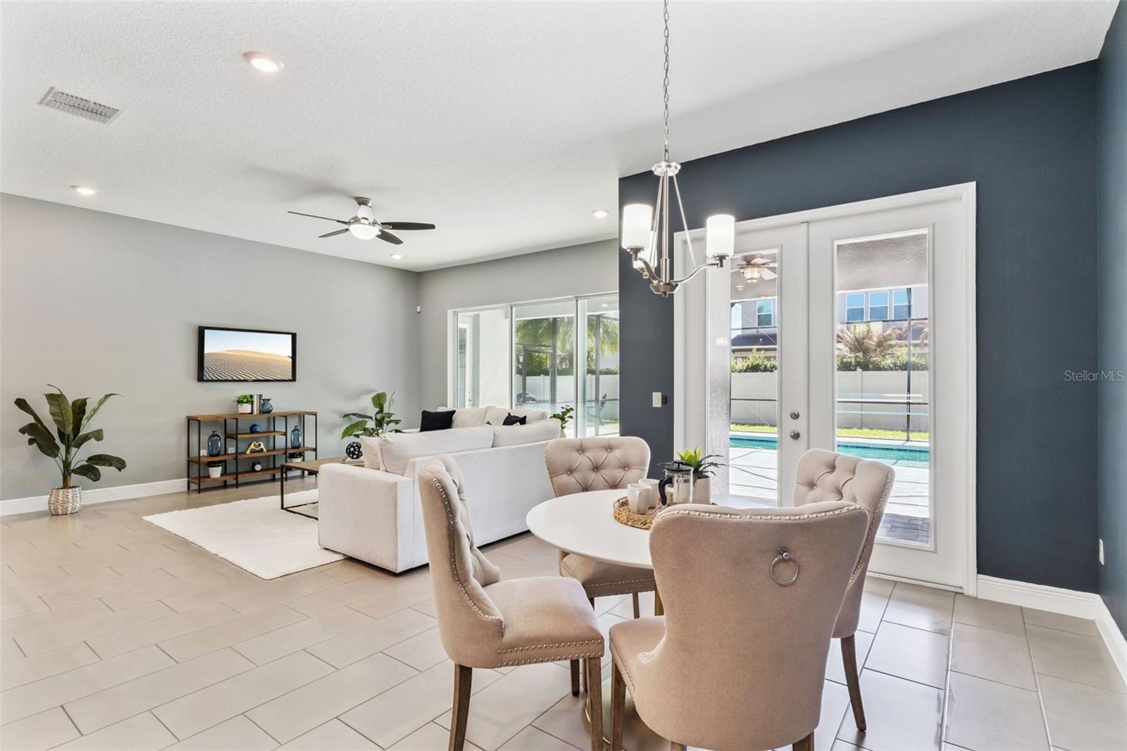 OVIEDO GARDENS - Residential