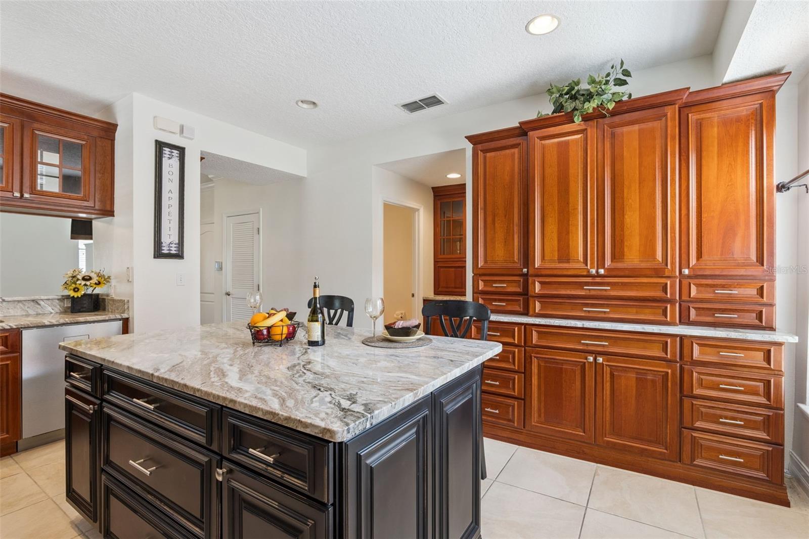 FOUNTAIN PARKE AT LAKE MARY - Residential