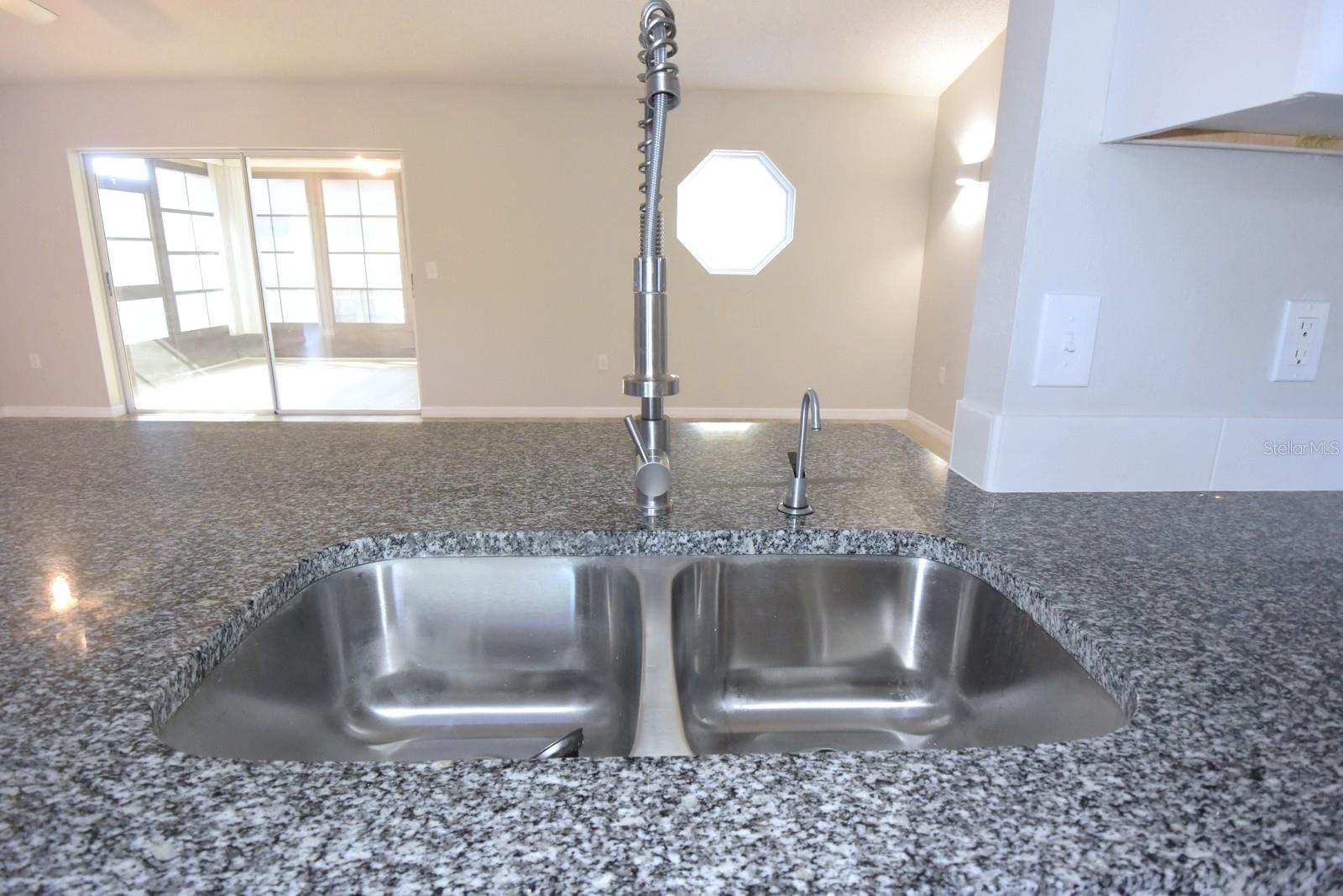 ORCHID LAKE WEST - Residential