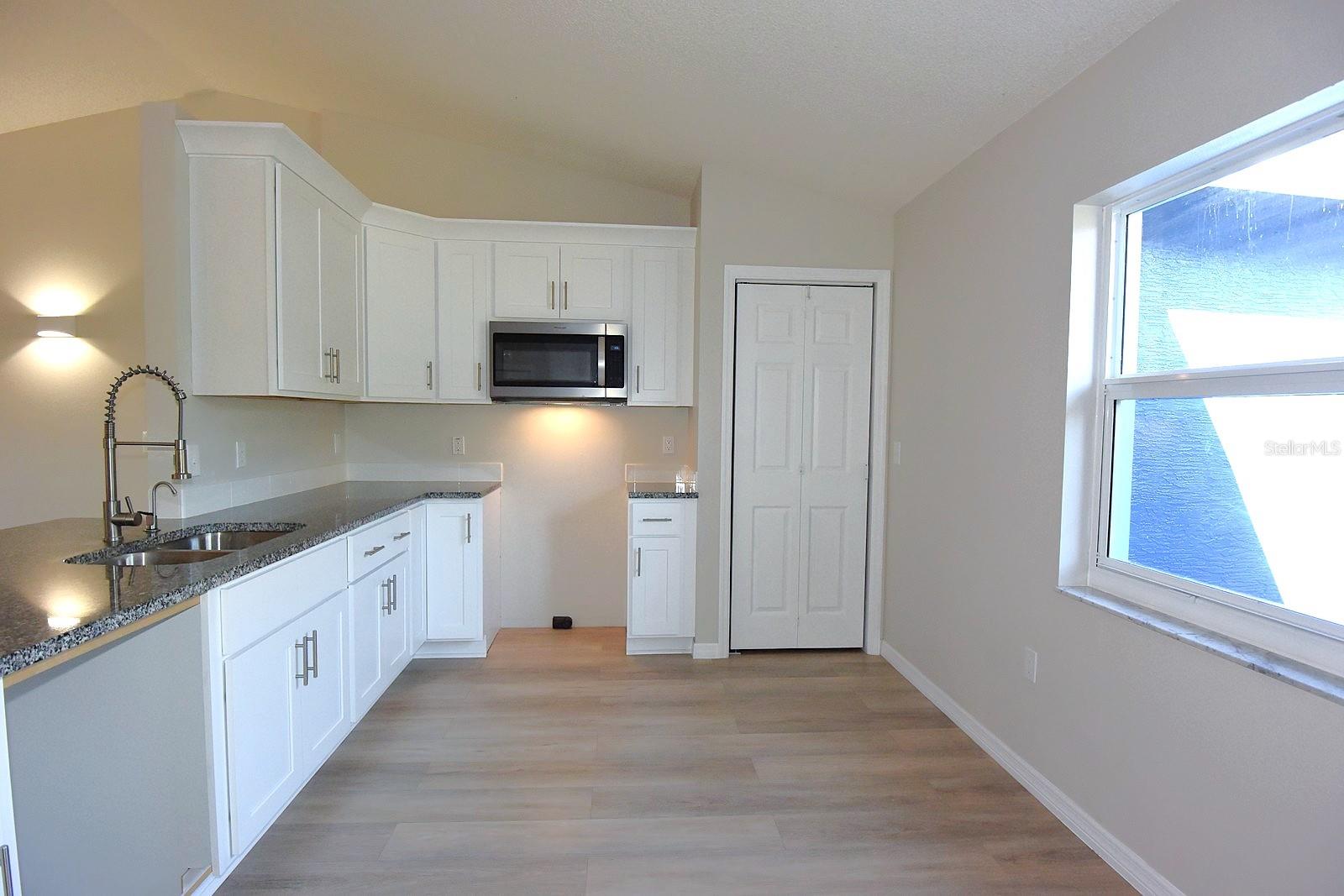 ORCHID LAKE WEST - Residential