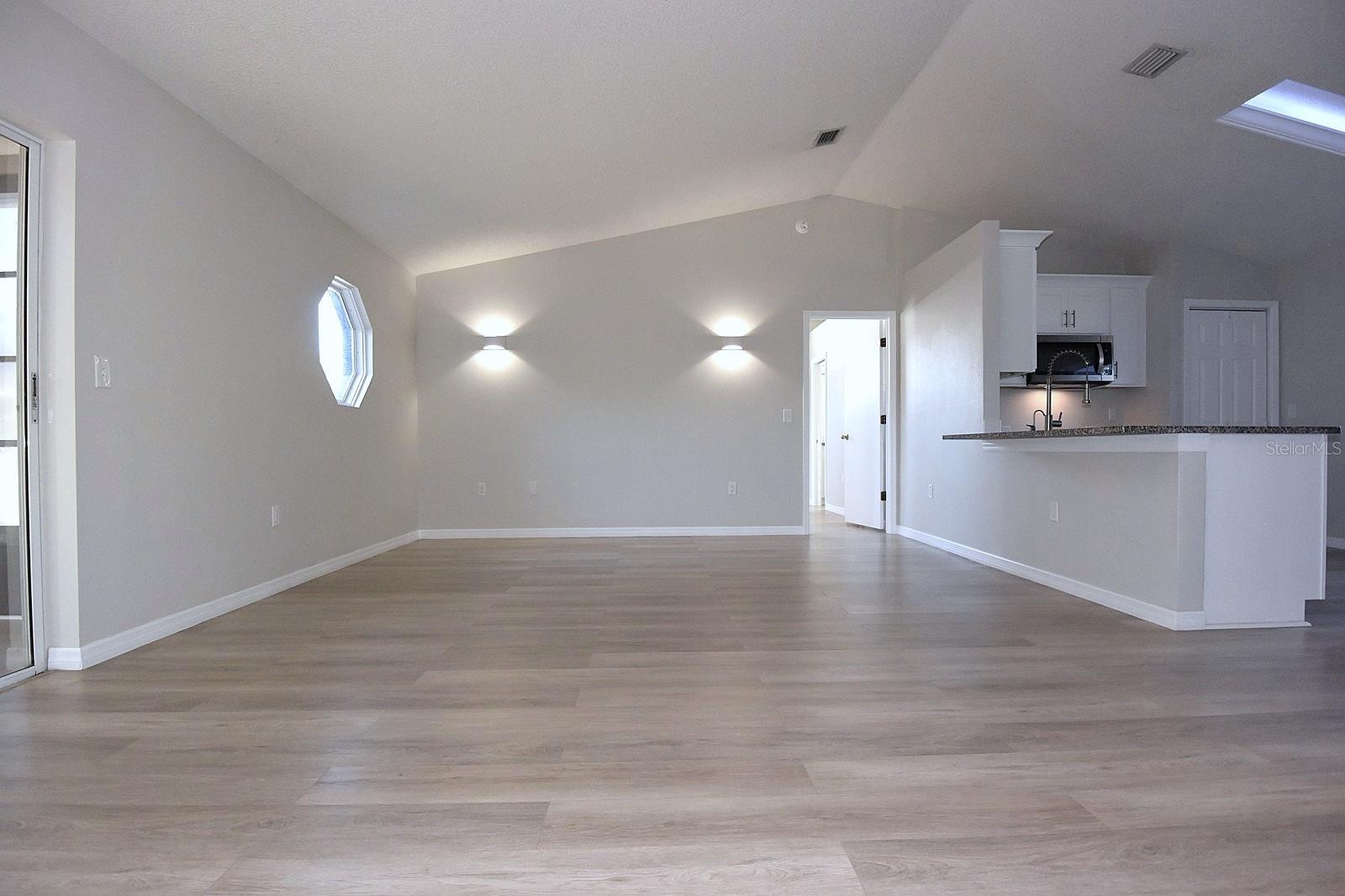 ORCHID LAKE WEST - Residential