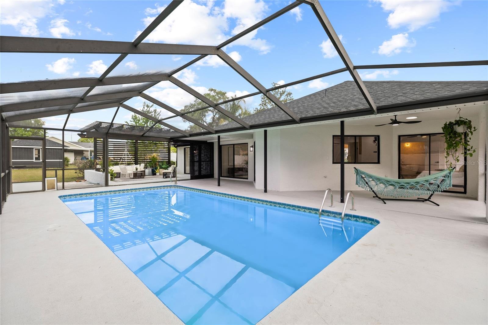 AMBER WOODS PH II - Residential