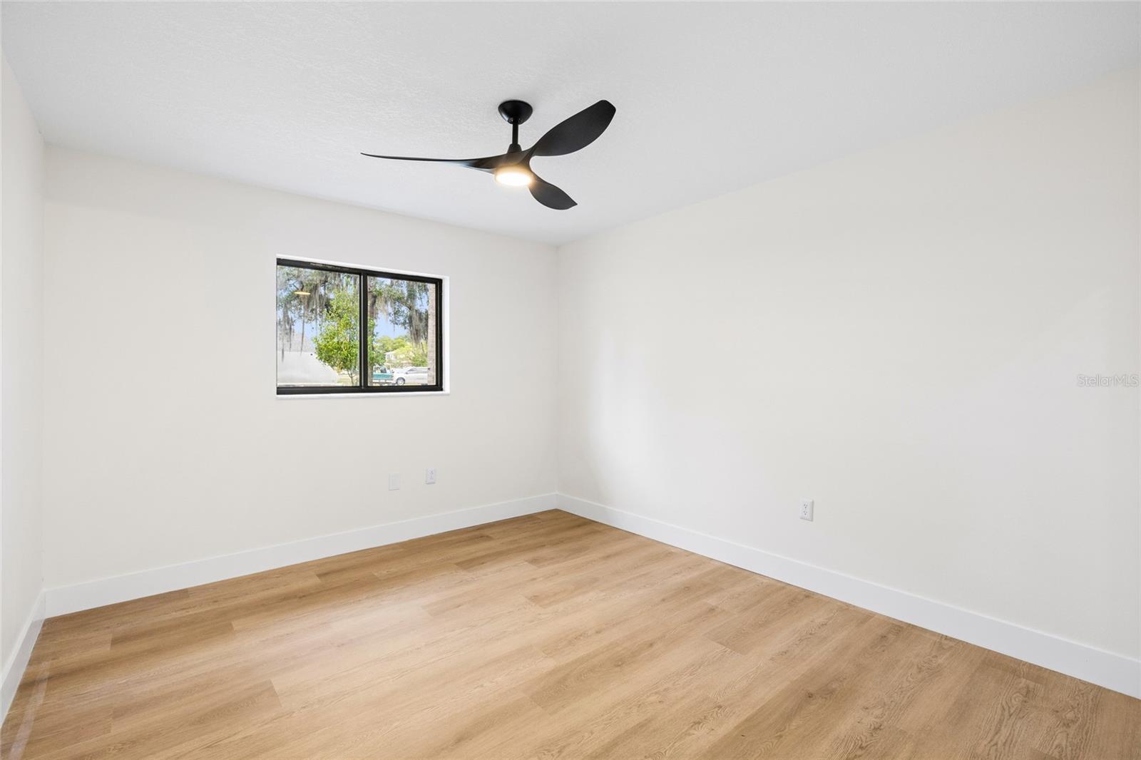 AMBER WOODS PH II - Residential