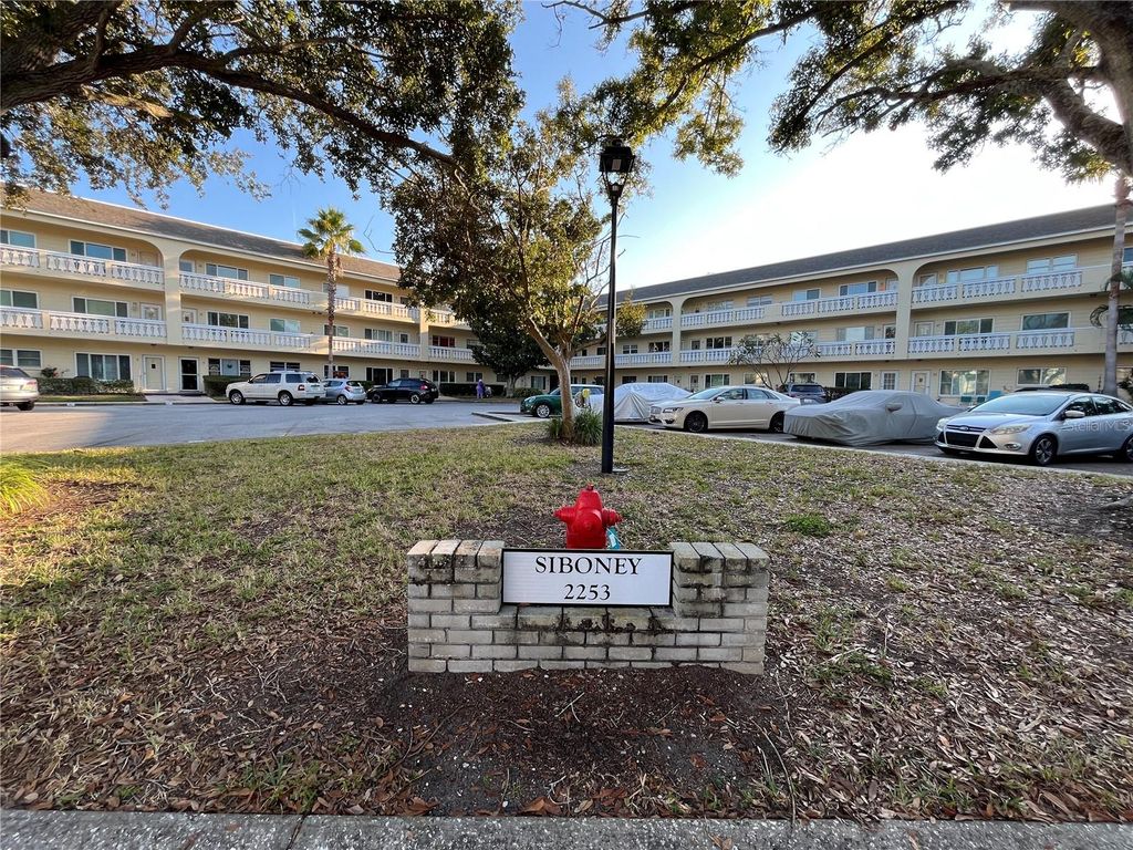 Photo of 2253 Norwegian Drive #33, Clearwater, FL 33763 (MLS # TB8451522)