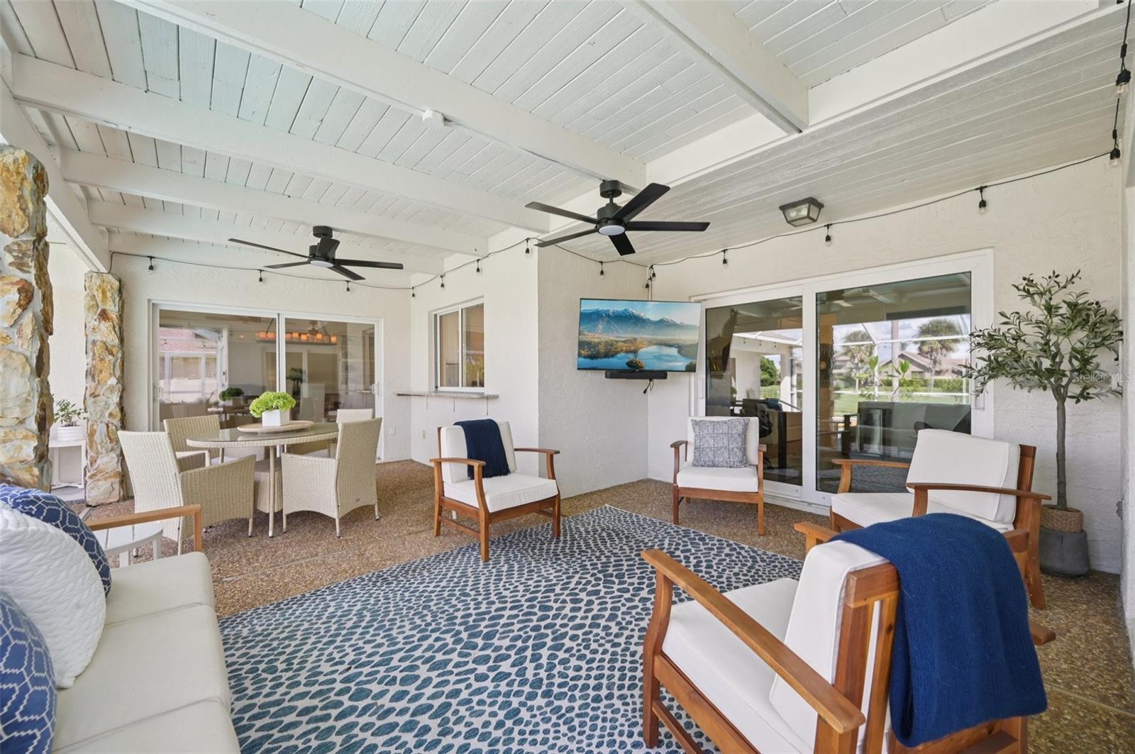 COUNTRY CLUB OF SARASOTA THE - Residential