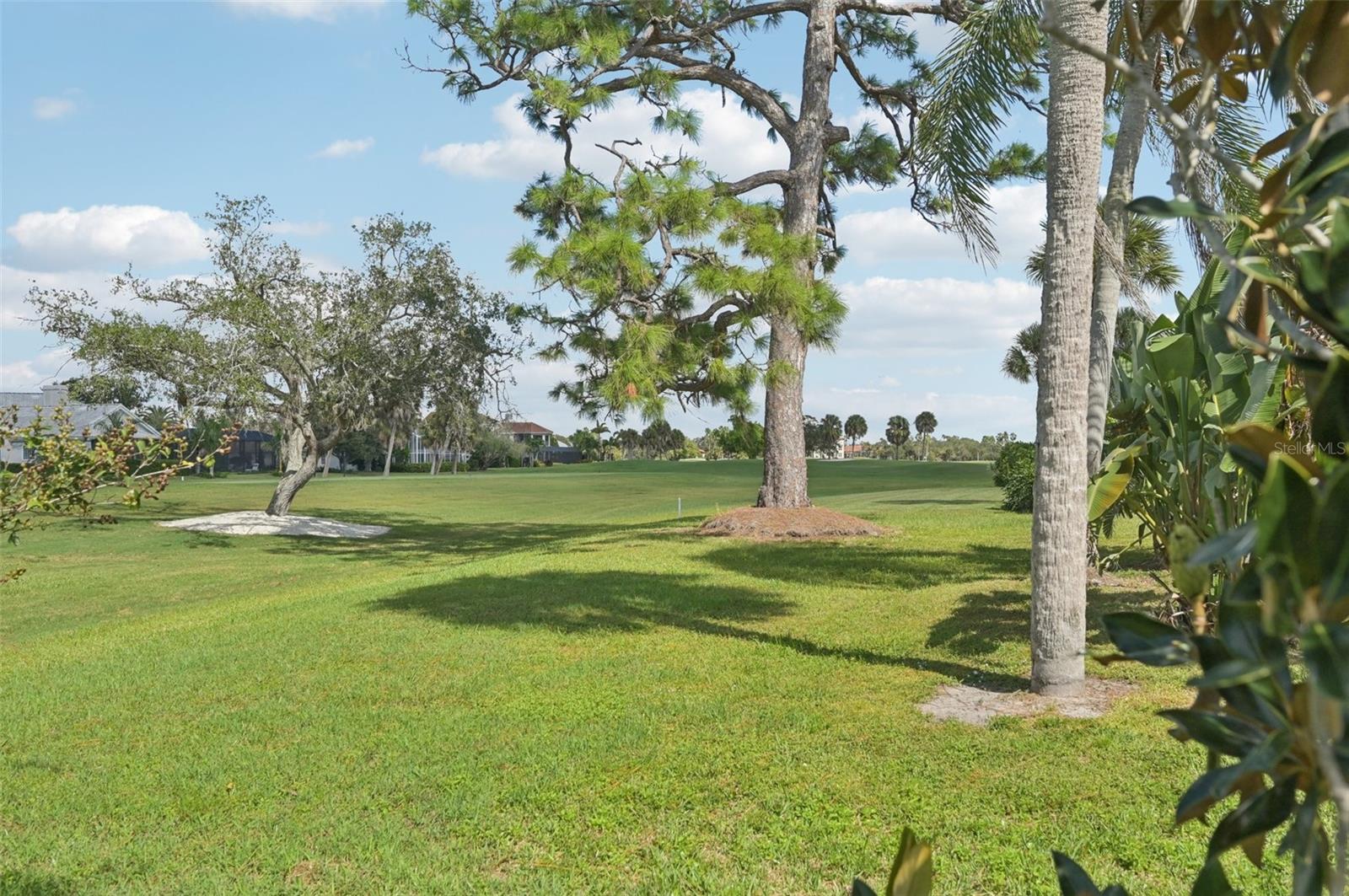 COUNTRY CLUB OF SARASOTA THE - Residential