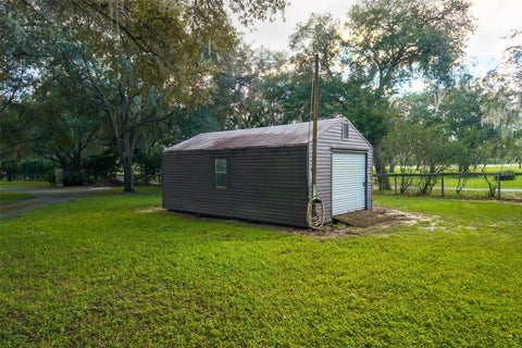 Tiny photo for 15330 Sky Lake Lane, Tavares, FL 32778 (MLS # G5119122)
