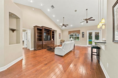 Tiny photo for 15330 Sky Lake Lane, Tavares, FL 32778 (MLS # G5119122)