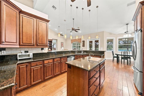 Tiny photo for 15330 Sky Lake Lane, Tavares, FL 32778 (MLS # G5119122)