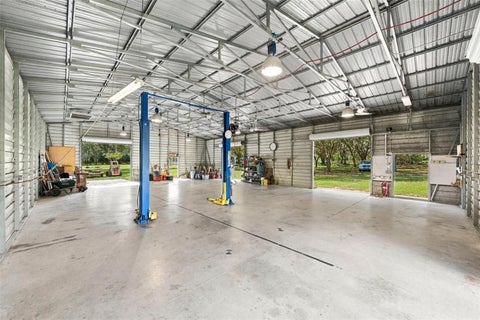Tiny photo for 15330 Sky Lake Lane, Tavares, FL 32778 (MLS # G5119122)