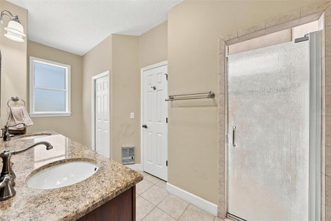 Tiny photo for 15330 Sky Lake Lane, Tavares, FL 32778 (MLS # G5119122)
