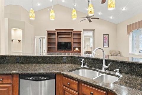 Tiny photo for 15330 Sky Lake Lane, Tavares, FL 32778 (MLS # G5119122)