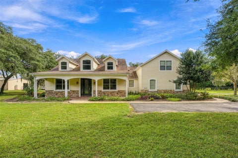 Tiny photo for 15330 Sky Lake Lane, Tavares, FL 32778 (MLS # G5119122)