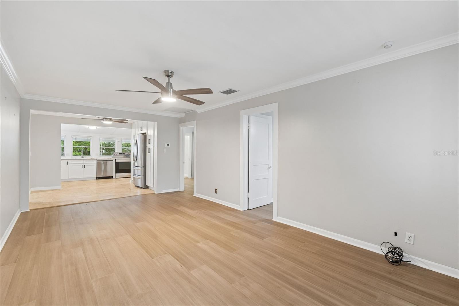 KENILWORTH GROVE SUB R - Residential