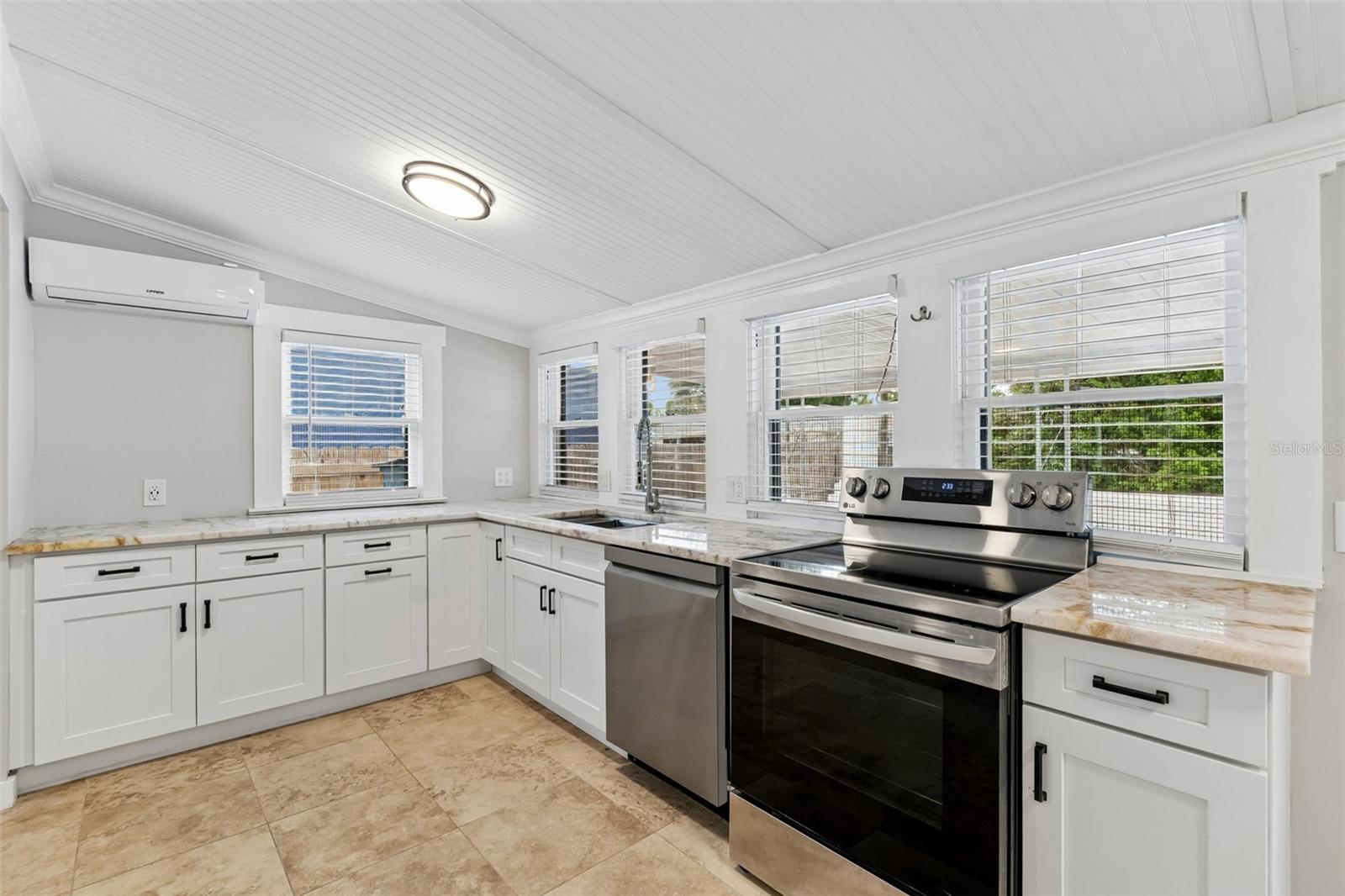 KENILWORTH GROVE SUB R - Residential