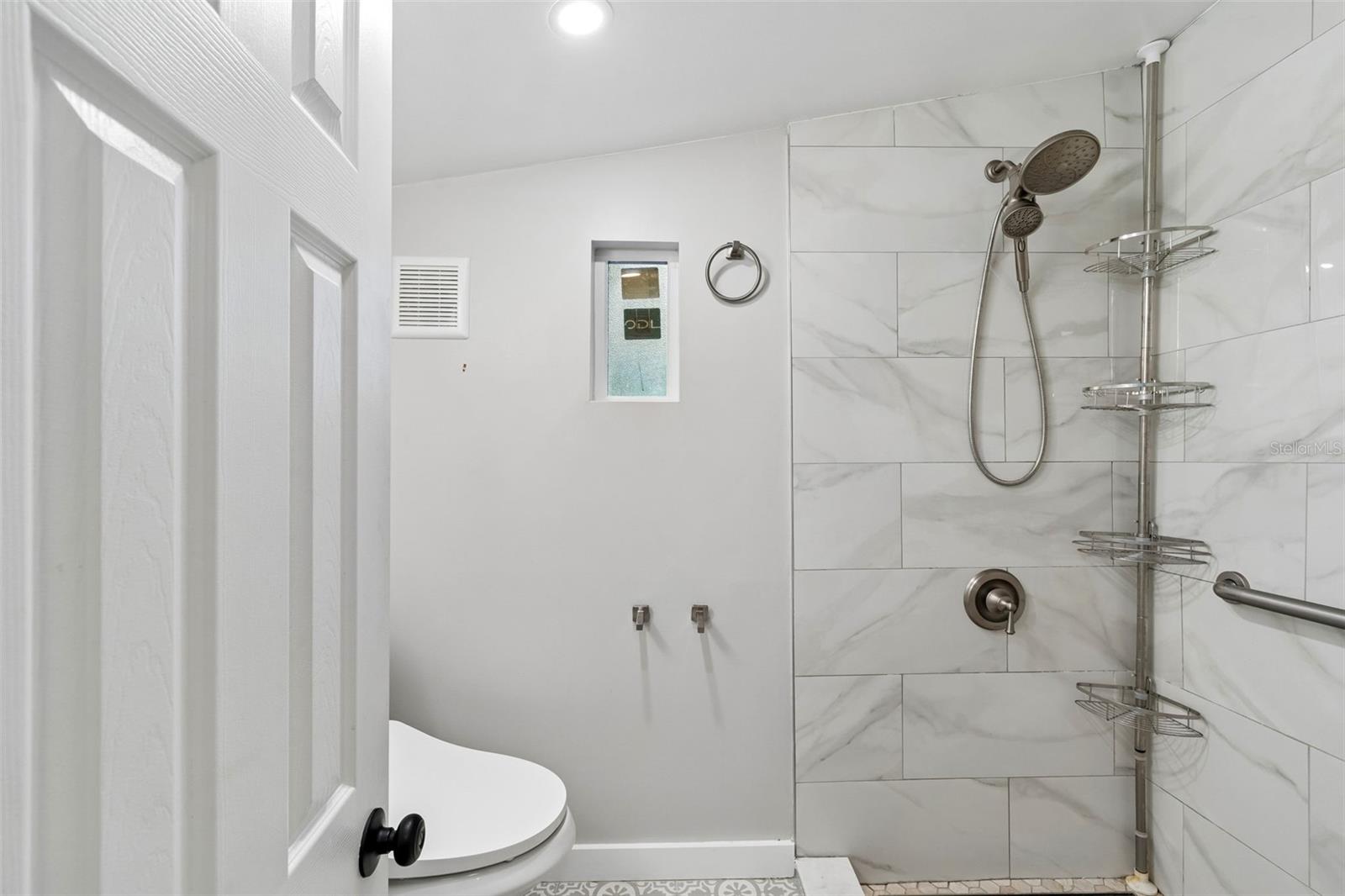 KENILWORTH GROVE SUB R - Residential