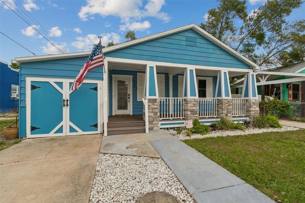 Photo of 507 W Paris Street, Tampa, FL 33604 (MLS # TB8489616)