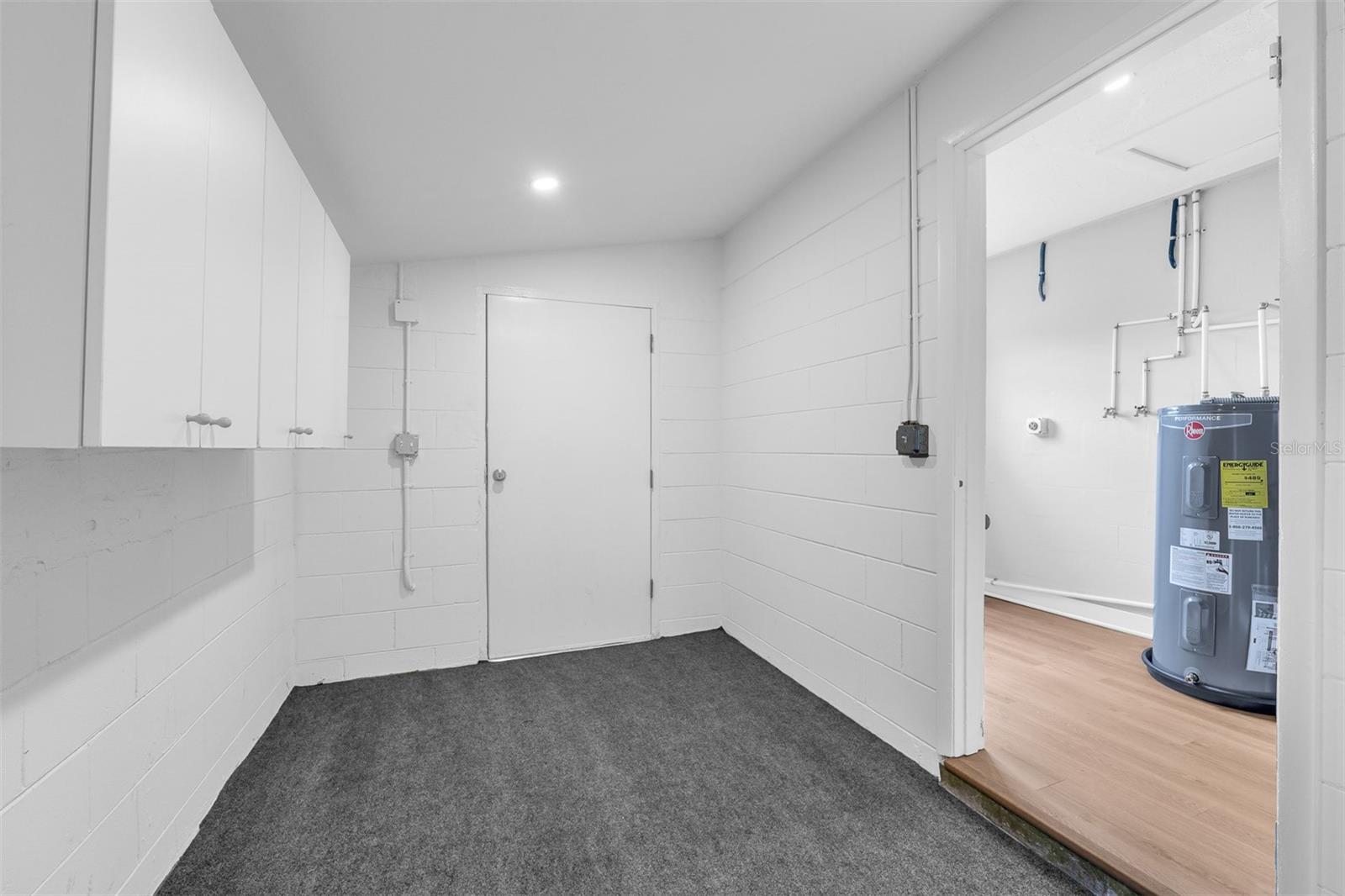 LAKE MANN ESTATES - Residential