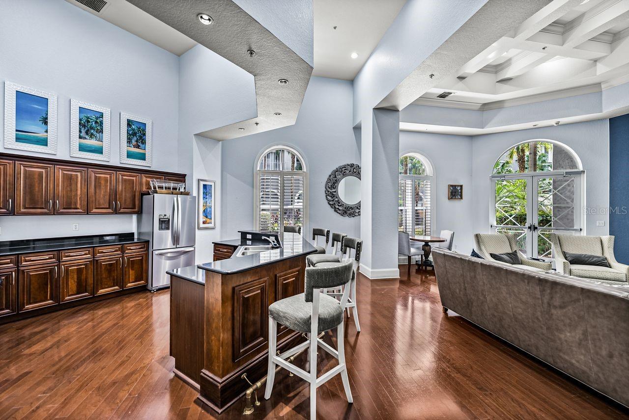 PARKCREST HARBOUR ISLAND CONDO - Residential