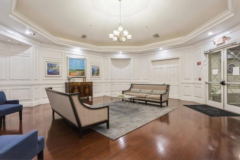 PARKCREST HARBOUR ISLAND CONDO - Residential