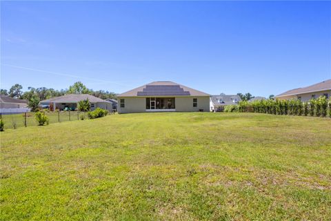 A home in LAKELAND