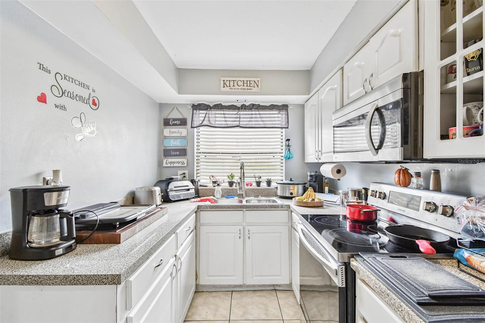 7611 LA MESITA COURT 7611