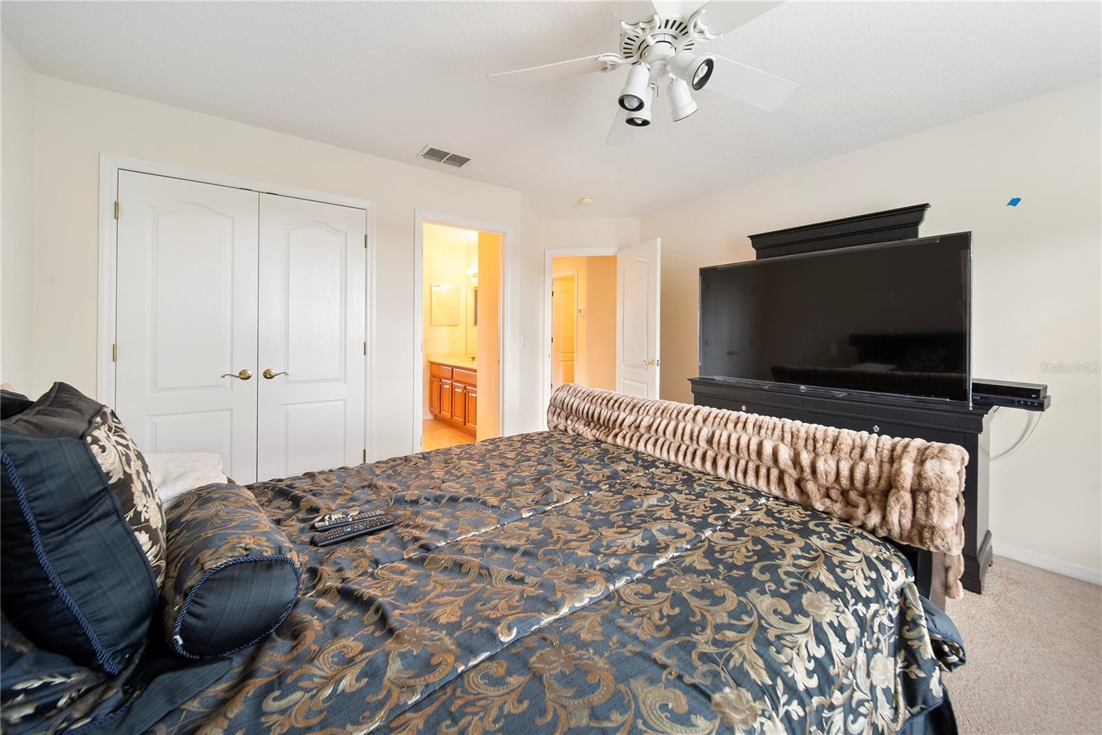 LAKE SHEEN RESERVE PH 01 48 43 - Residential