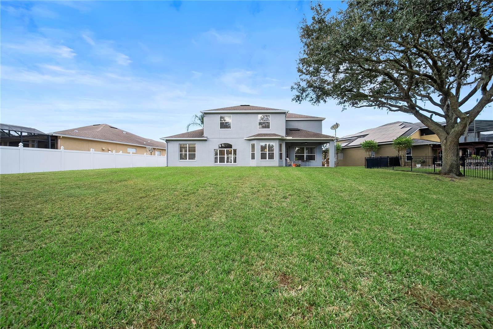 LAKE SHEEN RESERVE PH 01 48 43 - Residential