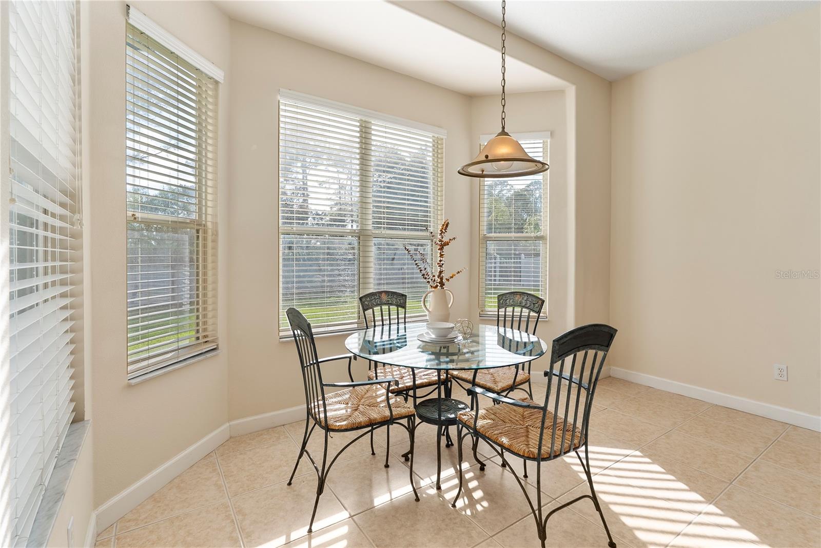 LAKE SHEEN RESERVE PH 01 48 43 - Residential