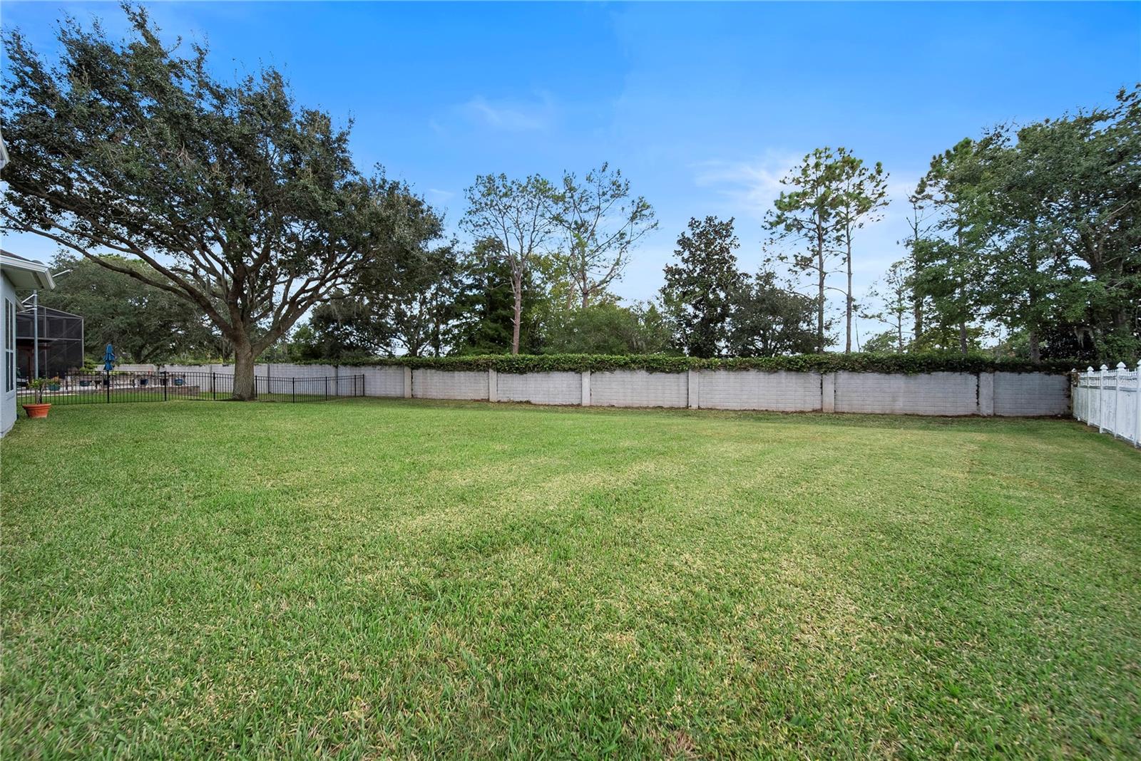 LAKE SHEEN RESERVE PH 01 48 43 - Residential