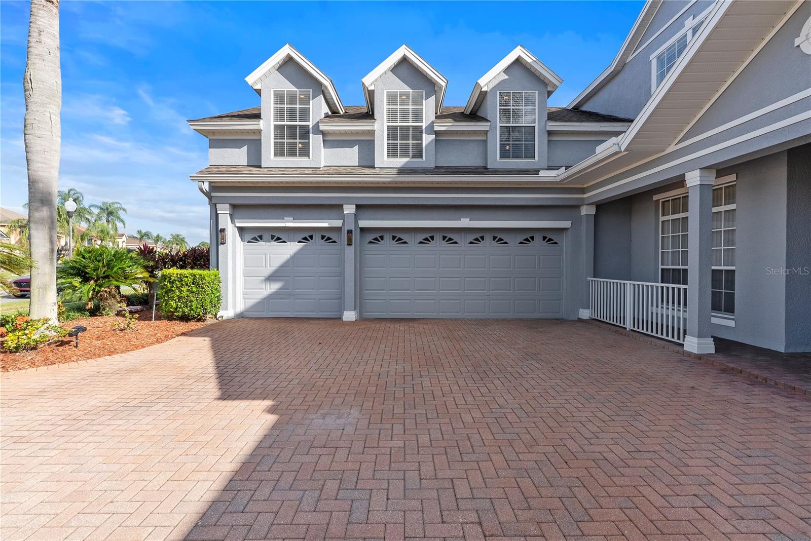 10460 WISCANE AVENUE