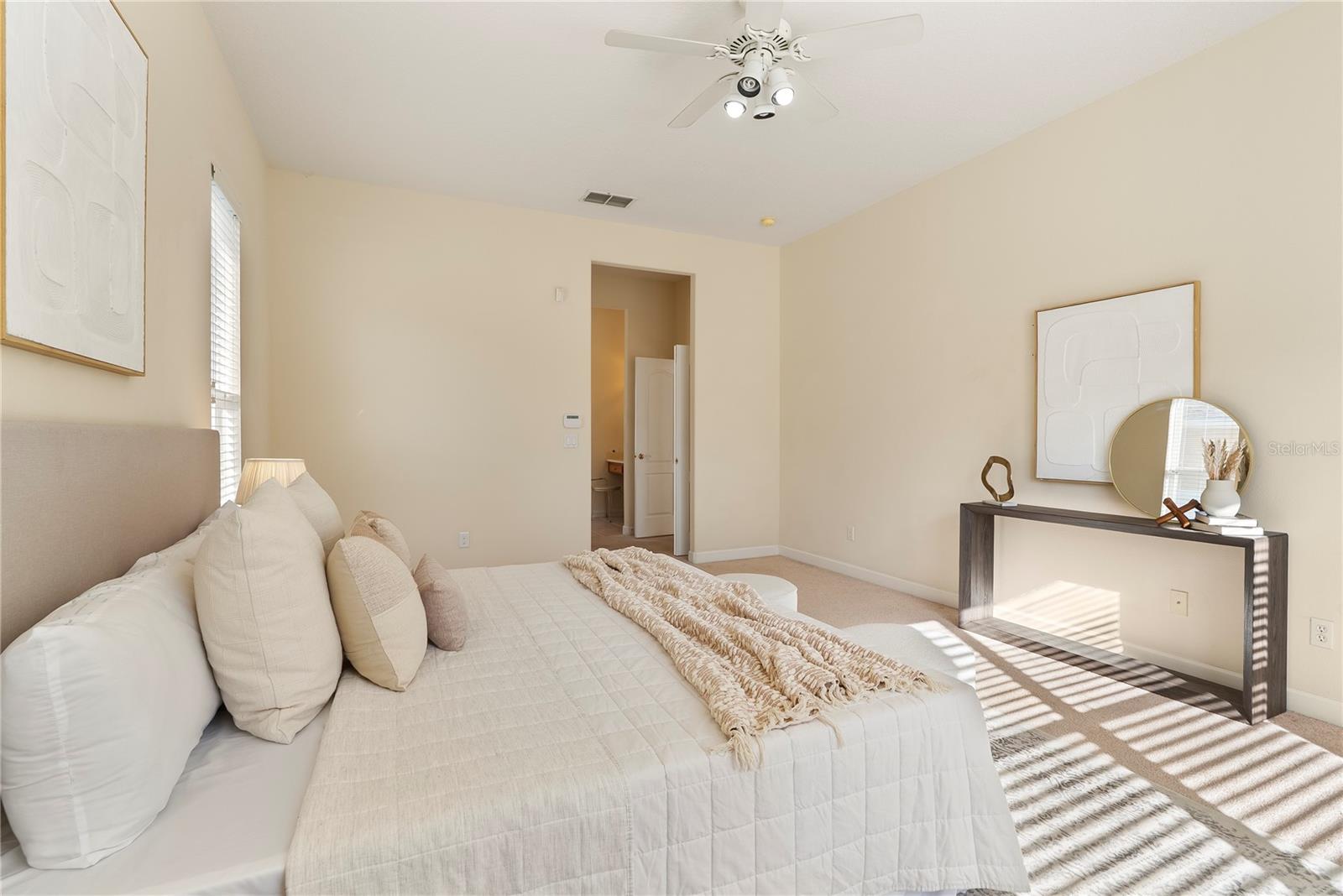 LAKE SHEEN RESERVE PH 01 48 43 - Residential