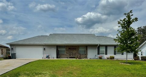 Photo of 4513 NW 30th Place, Ocala, FL 34482 (MLS # OM713456)