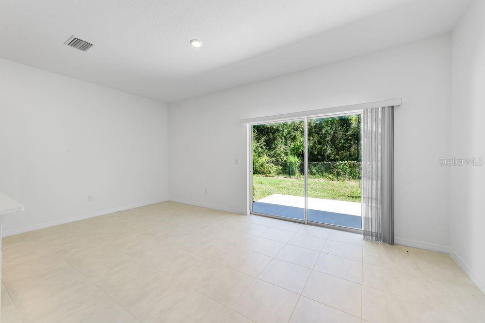 VINTERRA TOWNHOMES - Residential