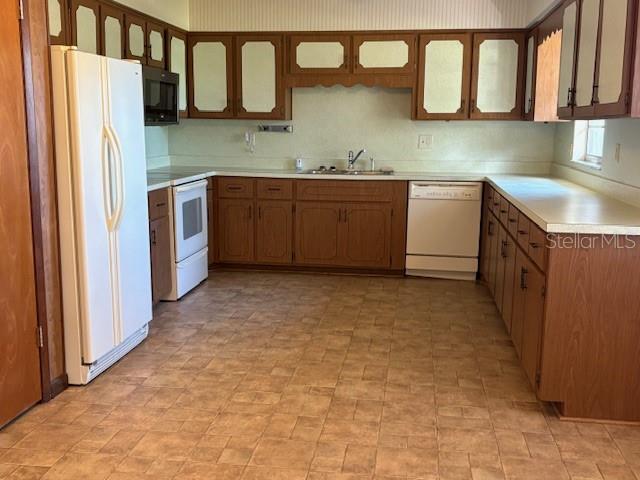 WOODLAND HILLS - Residential