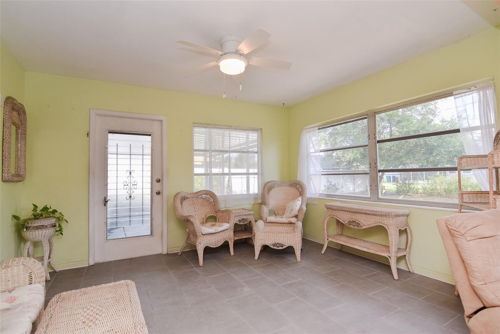 RIDGEWOOD GROVES - Residential